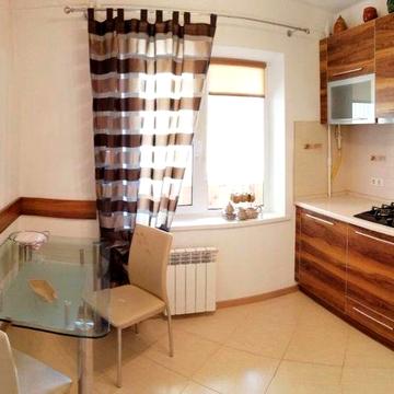 Продаж 2х. кімн. кв. вулиця Кубанської України 30