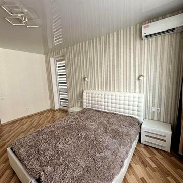 Продам однокомнатную квартиру Новые Дома, ЖК Ньютона, ул. Ньютона 100