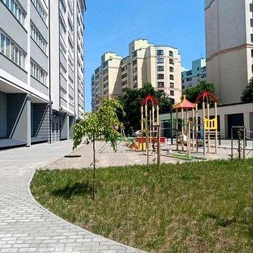 Продаж просторої 1 к.квартири біля річки! Готова до ремонту!