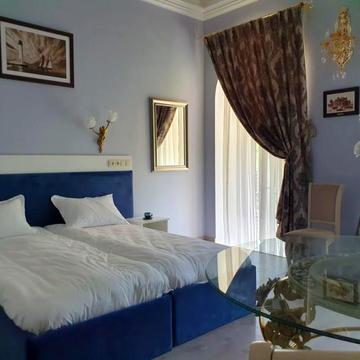 Amelie Apartment с балконом
