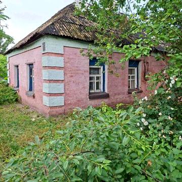 Продам будинок з земельною ділянкою по вул. Скічка (14 район)