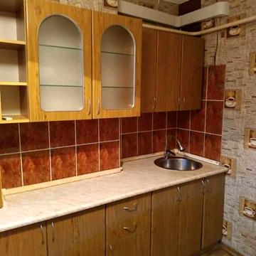 продам 3 кімнатну квартиру  1\9  вул Благовісного район педадогічного університету,гарне планування великий балкон