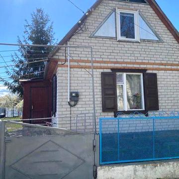 Дачний будинок в 2км від Кременчука для постійного проживання