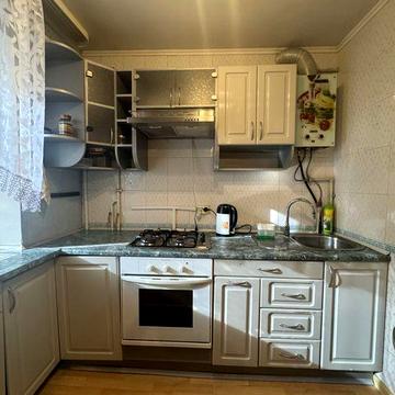 Здам 3к квартиру з роздільними кімнатами. Район МакДональдсу. Без тварин