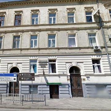 Продаж 2-кімнатн. квартири з фасадом на Франка, Центр