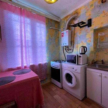 Продам 2 к квартиру,Чечеловский район 25000 долларов