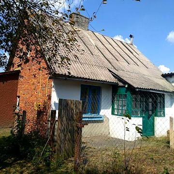 Продається житловий будинок із земельною ділянкою! Ціна договірна!