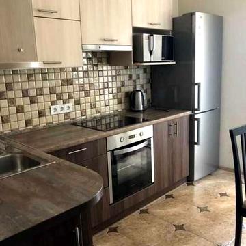 Квартира в оренду по вулиці Богатирська