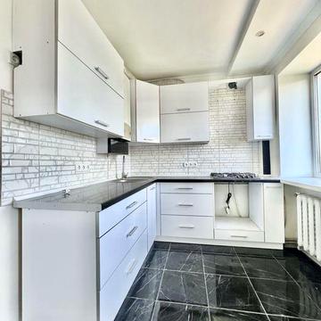 Продаж 3 кімнатої квартири