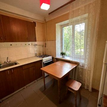 Продаж 1 кім Київ  Деснянський, вул. Ореста Левицького