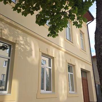 Продаж квартири в околиці центру