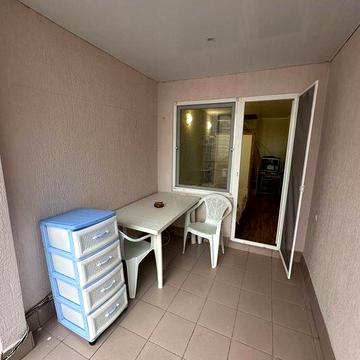 Здаю домік три етажа на березі моря