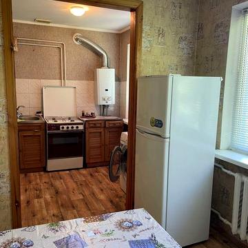 3 х кімнатна квартира Польова з переплануванням