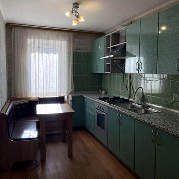 Здам простору 3-кімнатну квартиру в довгострокову оренду