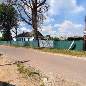 Продаж будинка в селі Мньов