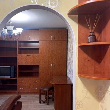 Продам 1 Кімнатну квартиру в центрі міста на 4 поверсі