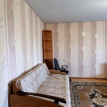 Оренда однокімнатної квартири на Шуменському . Будинок цегла .
