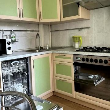 Саксаганського вул., 85/23