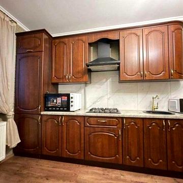 Здається 2к.квартира неподалік центру