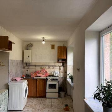 2 кімнатна квартира, в. Грушевського