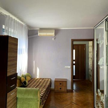 Продаж 3к Квартира Європейська (Жовтнева) вулиця
