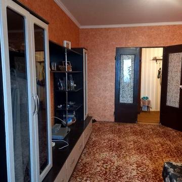 БУЛЬВАР ЕВРОПЕЙСКИЙ  3 ком квартира с мебелью.