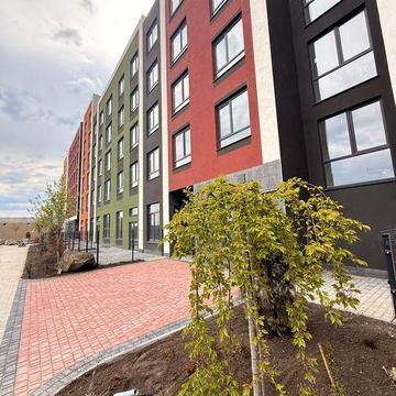 Сахарова квартира в розстрочку 1 внесок 8000$