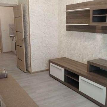 Оренда 1 кімнатної на довгий термін Виноградар, Світлицького 35,6 поверх