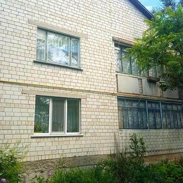 Продам 2 кімнатну квартиру в с. Войтове