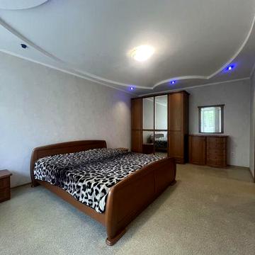 Продам 1 к кв 43 кв метра Холодная Гора ул Паращука 2 этаж дом кирпич