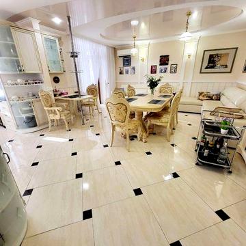 ПРОДАМ! 3-кімнатна квартира 107 м² в Аркадії, червона цегла | ГАЗ
