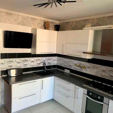3х квартира в Вернисаже на  Королева /Костанди, АГВ, кирпич