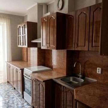 Оренда 1к НОВОБУДОВИ, РІВНЕНСЬКА (БАЗИСМЕД), ГАЗОВИЙ КОТЕЛ, меблі та техніка, є балкон!