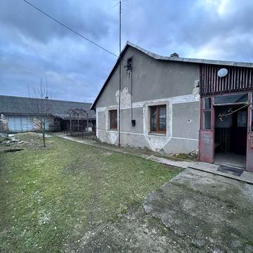 Продається житловий будинок