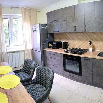 Ботанический переулок; 2-х комнатная квартира;75 кв.м.; от собственника
