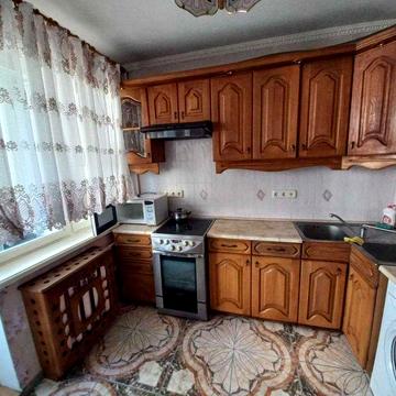Чистяківська 15А,простора роздільна 3к, м Святошин, Нивки