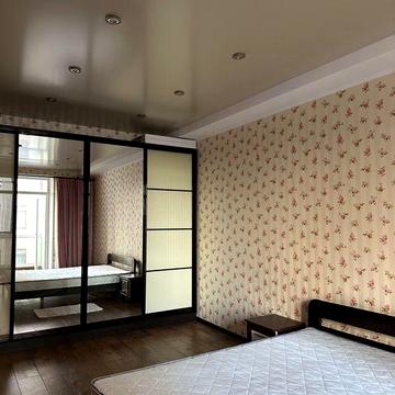 Простора 2-кімнатна квартира в ЖК «Затишний» — 80 м²