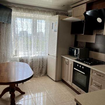 Оренда 1 кімнатної квартири  на Мікрорайоні .