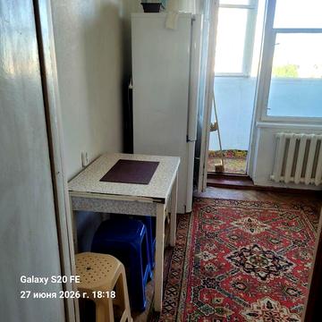 Заболотного/Добровольского, просторная чистая 2 комнатная с лоджией, балконом. Панорамный  вид на море, лиман