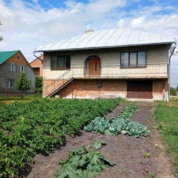 Продам будинок .