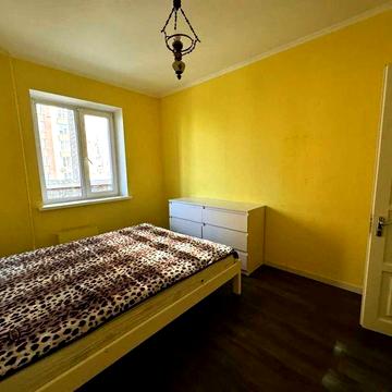 Здам 2-х кімнатну квартиру в Дарницькому районі,по вулиці Княжий Затон 12