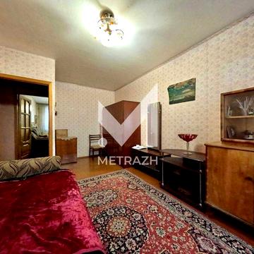 90477Продам 3 комнатную квартиру на Академика Павлова!