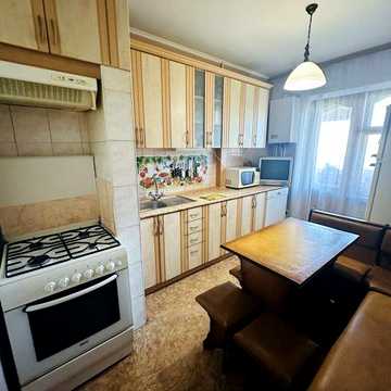Продам 3-кімнатну квартиру з автономним газовим опаленям