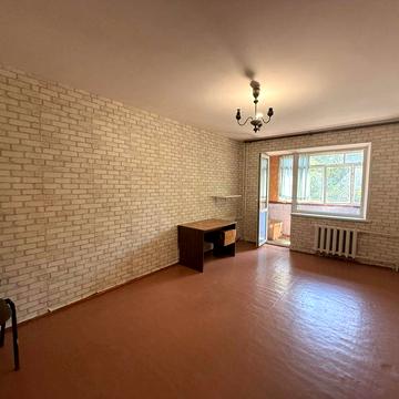Здам в оренду 1-кімнатну квартиру (без меблів), вул. 12-та Поздовжня, 1
