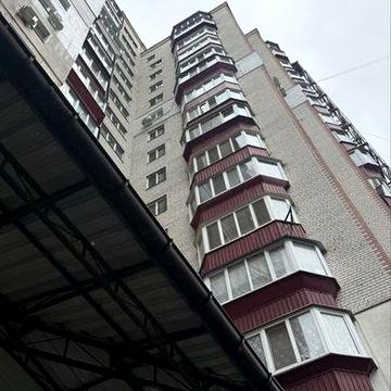 Продаю  3 -кім. квартиру м. Бровари вул.Шевченка 10-а
