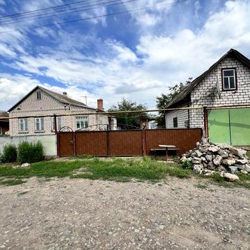 Продам будинок 71 м² у с. Мирове, газ, вода, гараж та господарські споруди