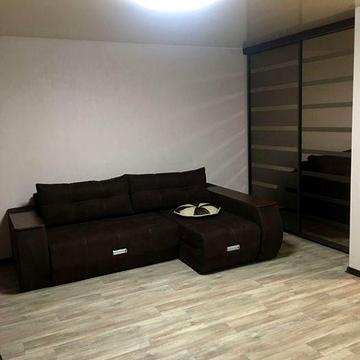 Продам квартиру-студію, здам тільки по-добово