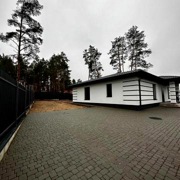 Одноповерховий будинок під чистову. Буча, лісова частина міста.