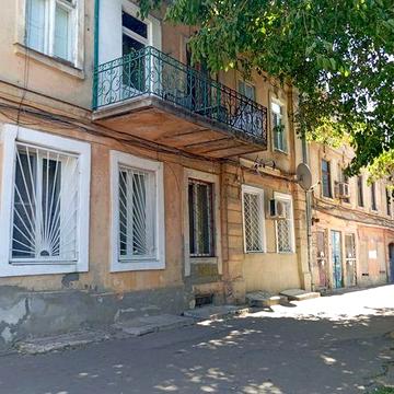 Продается 2 комнатная Алексеевская площадь/Степовая