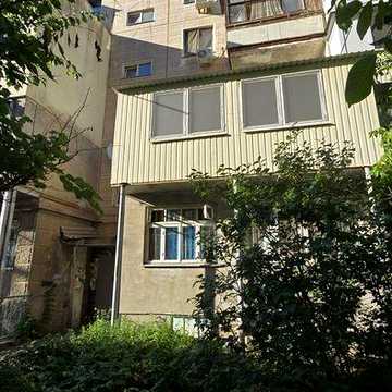 Черёмушки/Малиновского, Хрущёвка, Продам квартиру 64 кв.м.  2 этаж Двухсторонняя